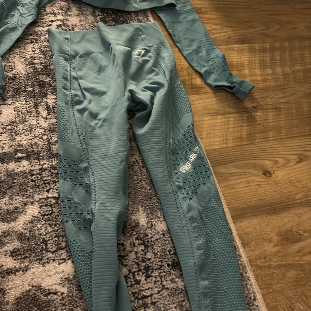 Women's Teal Activewear Gymshark set - Picture 3 of 5